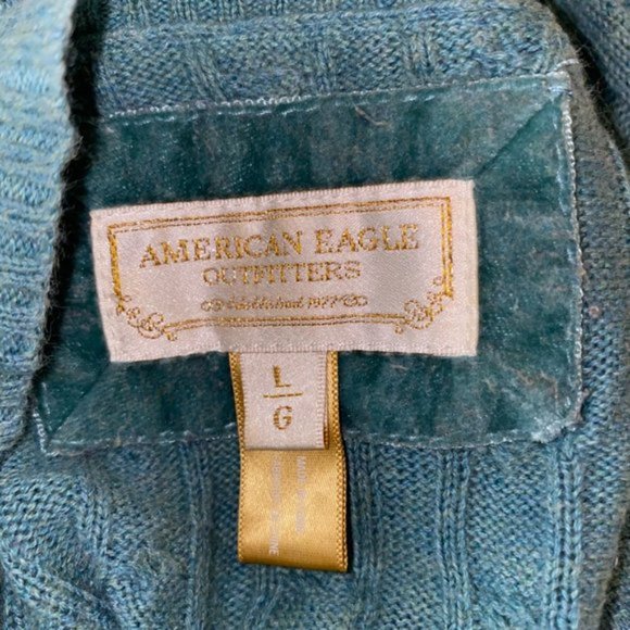 - American Eagle cable sweater L EUC - Picture 3 of 3
